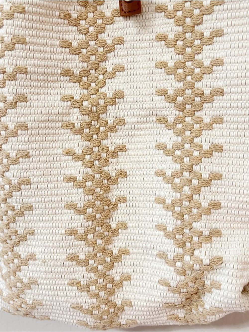 LULLA Collection Fringe Woven Tote Bag - Picture 2 of 9